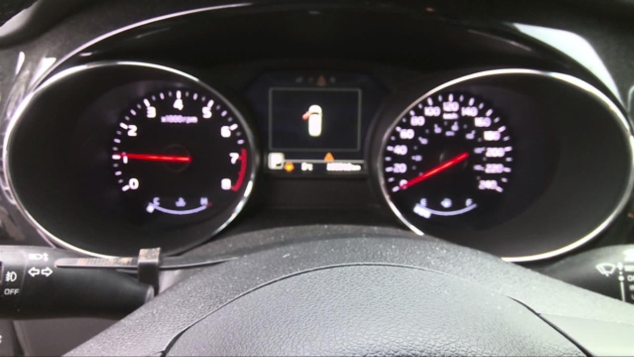 https://f005.backblazeb2.com/file/img-partshotlines-com/Inventory/EC801/Vehicle/214599_12.jpg