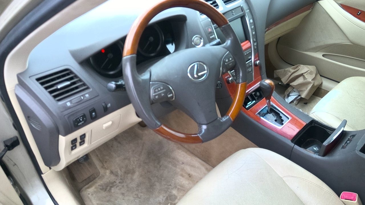 https://f005.backblazeb2.com/file/img-partshotlines-com/Inventory/EC801/Vehicle/217139_10.jpg