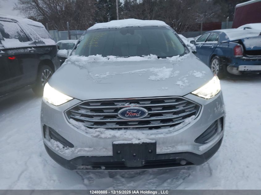 Vehicle/217605_12.jpg