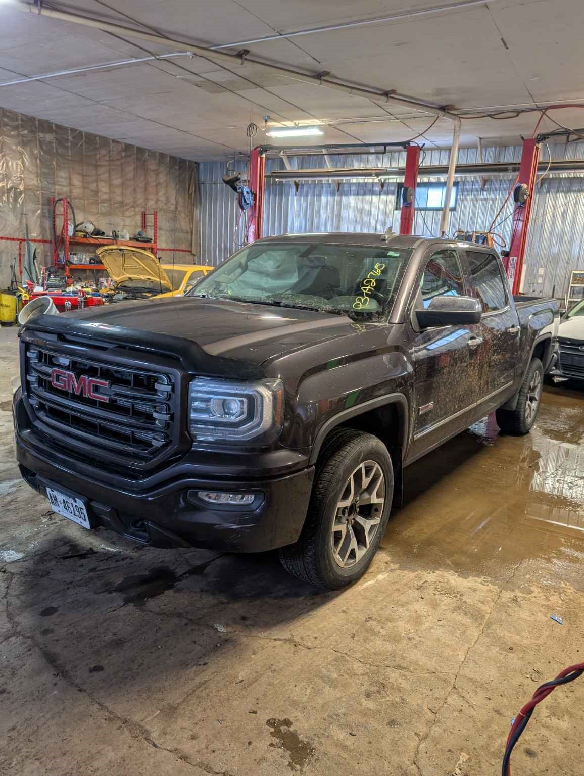 Vehicle/217713_01.jpg