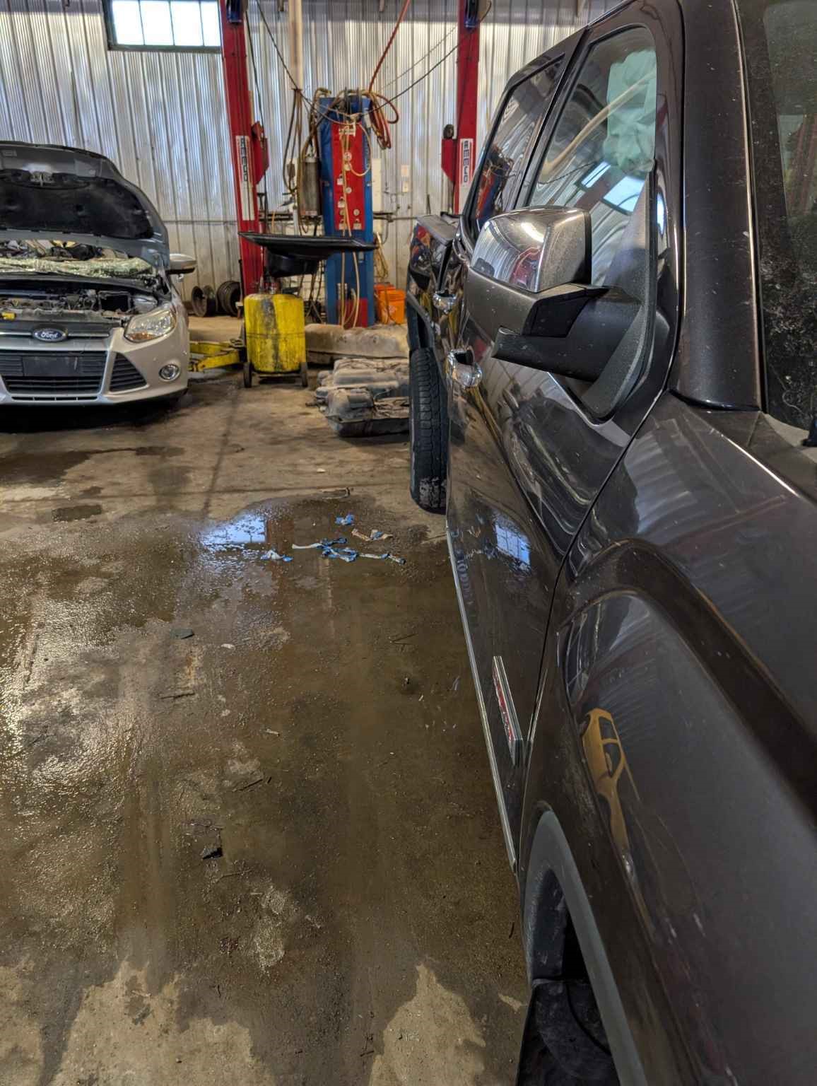 Vehicle/217713_06.jpg