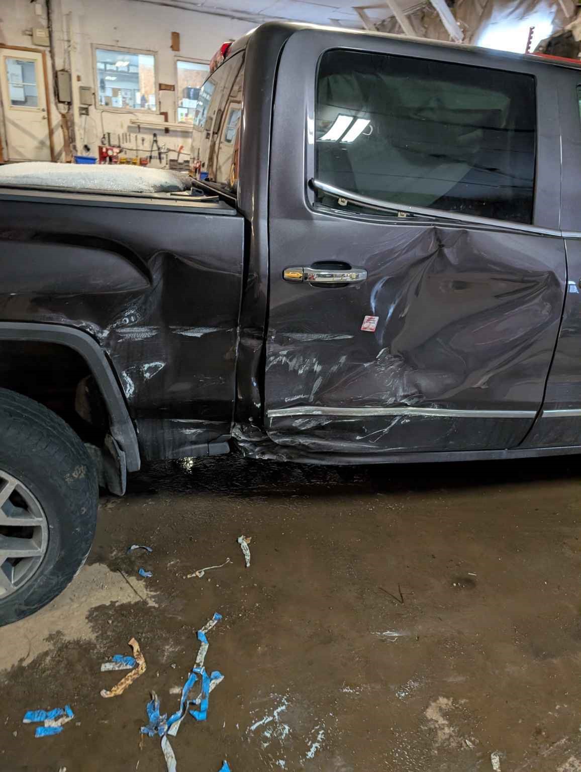Vehicle/217713_11.jpg