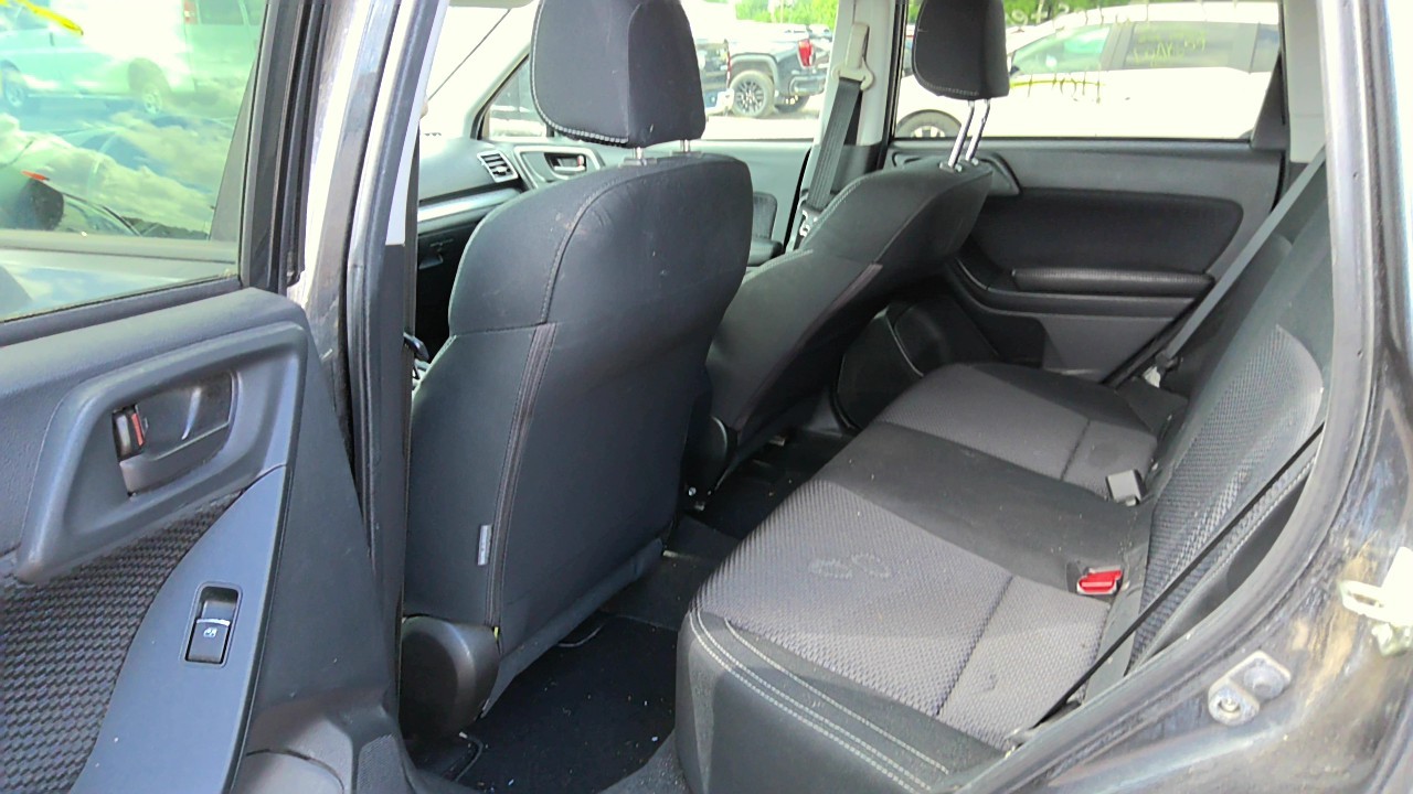 Vehicle/217738_12.jpg