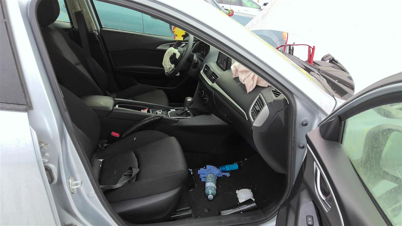 https://f005.backblazeb2.com/file/img-partshotlines-com/Inventory/EC801/Vehicle/218059_10.jpg