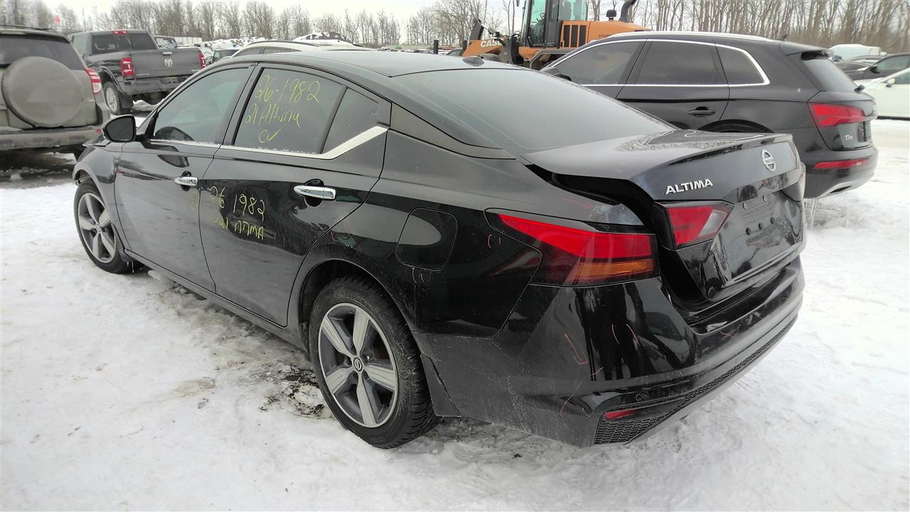 Vehicle/218125_03.jpg