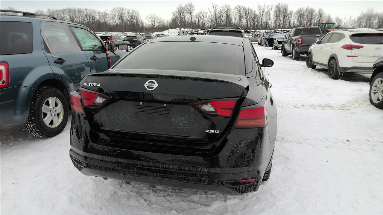 Vehicle/218125_04.jpg