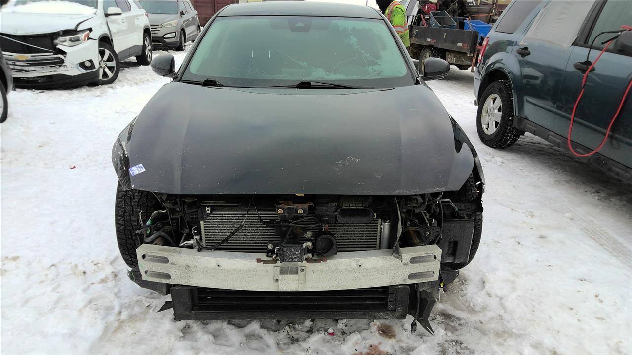 Vehicle/218125_08.jpg
