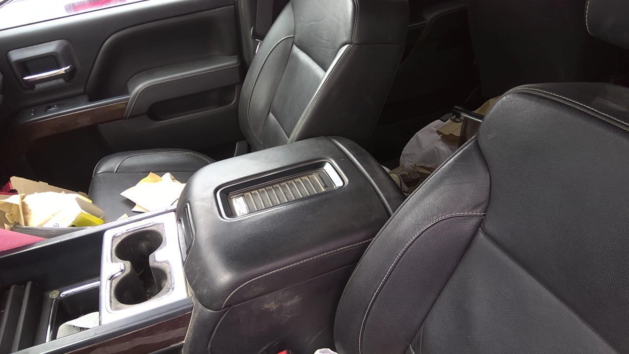 Vehicle/218270_09.jpg