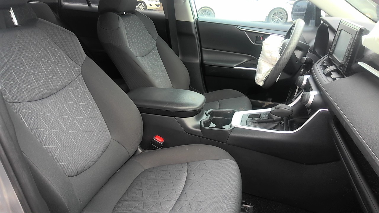Vehicle/218287_07.jpg