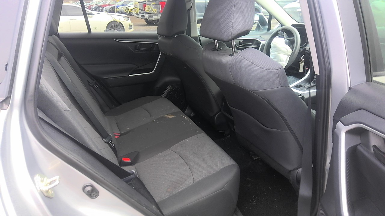 Vehicle/218287_08.jpg