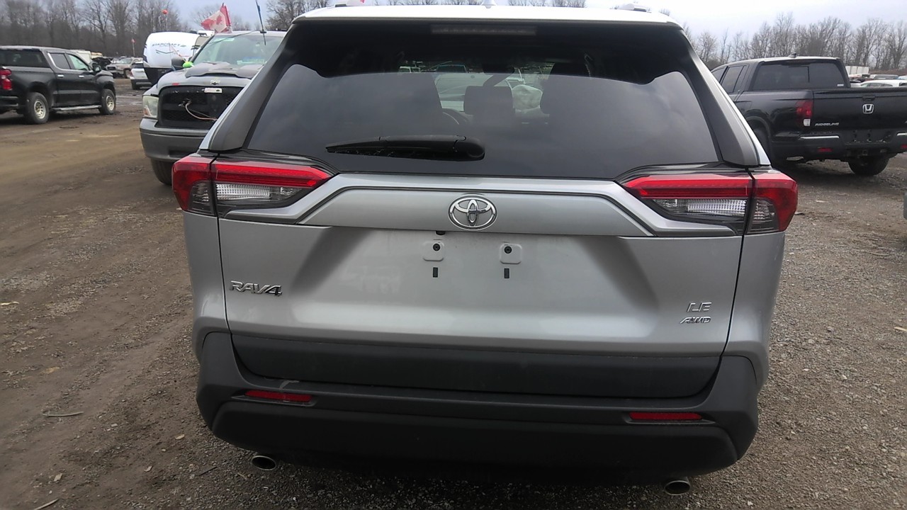 Vehicle/218287_10.jpg