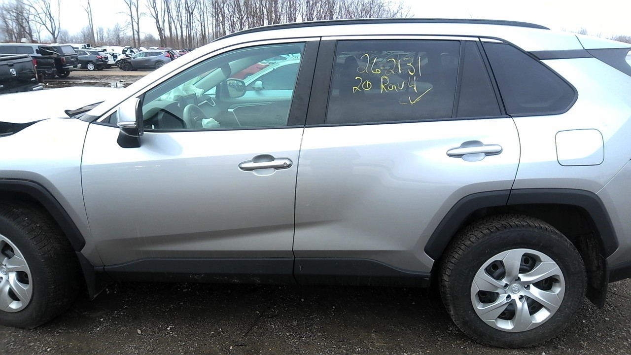 Vehicle/218287_12.jpg