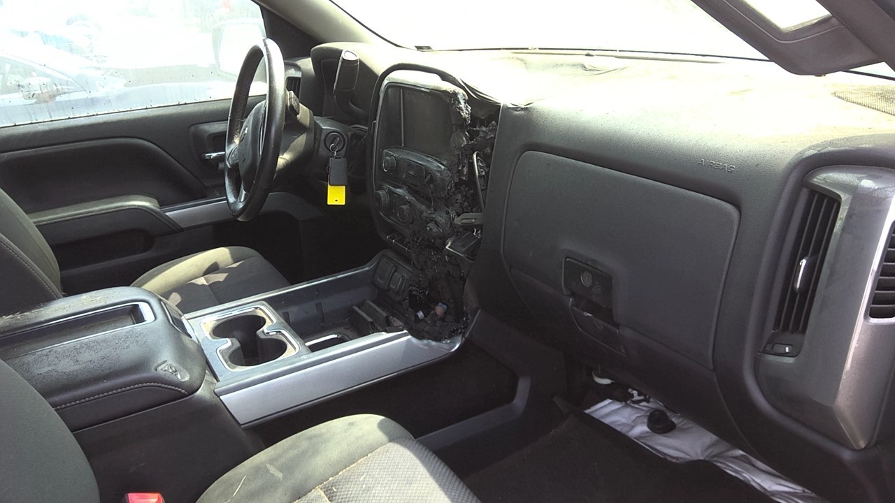 Vehicle/218354_05.jpg