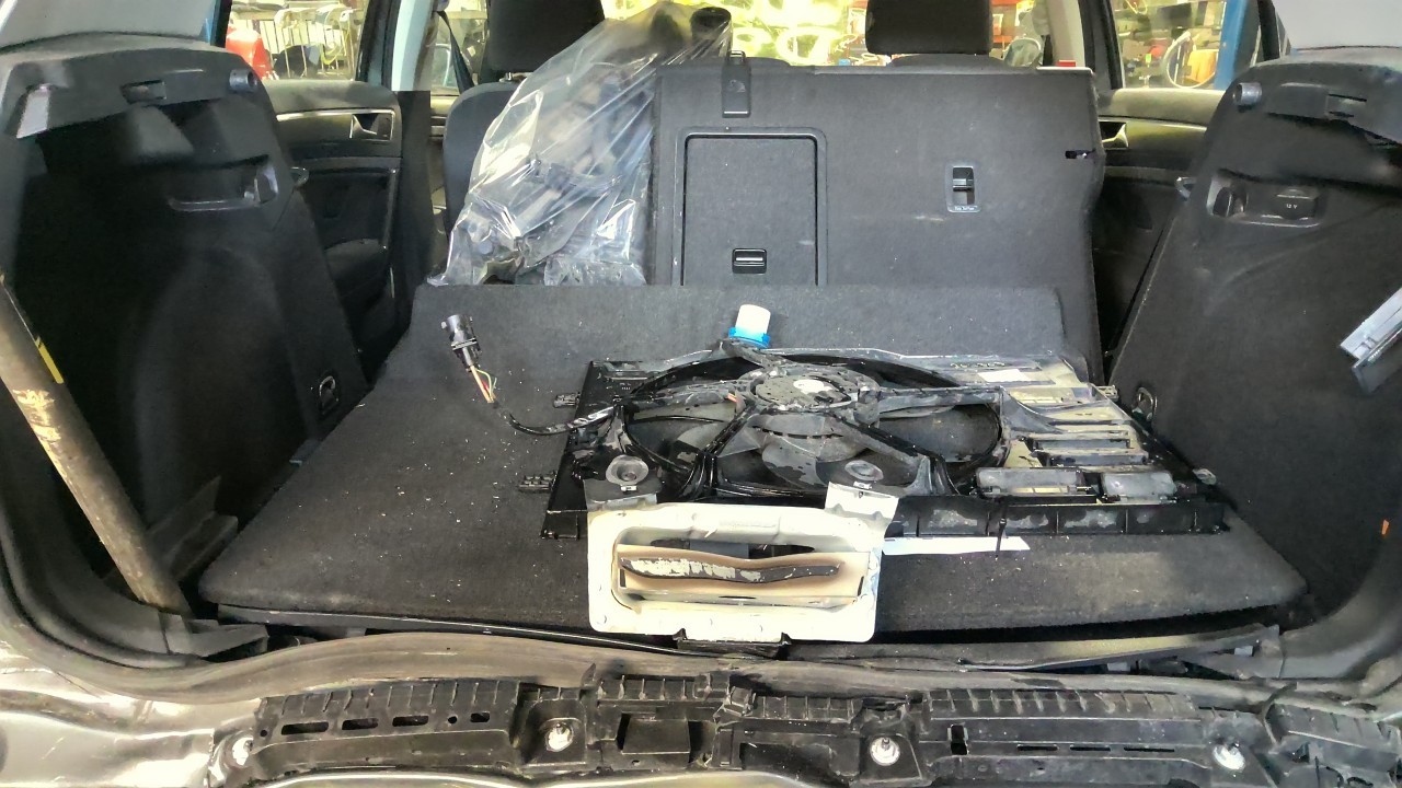 Vehicle/218467_06.jpg