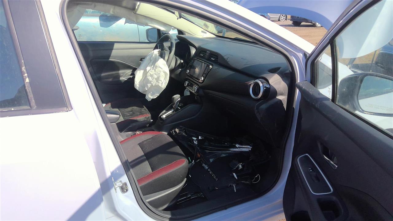 https://f005.backblazeb2.com/file/img-partshotlines-com/Inventory/EC801/Vehicle/218659_10.jpg