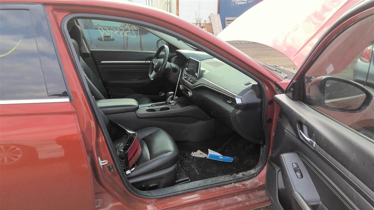 Vehicle/218660_10.jpg