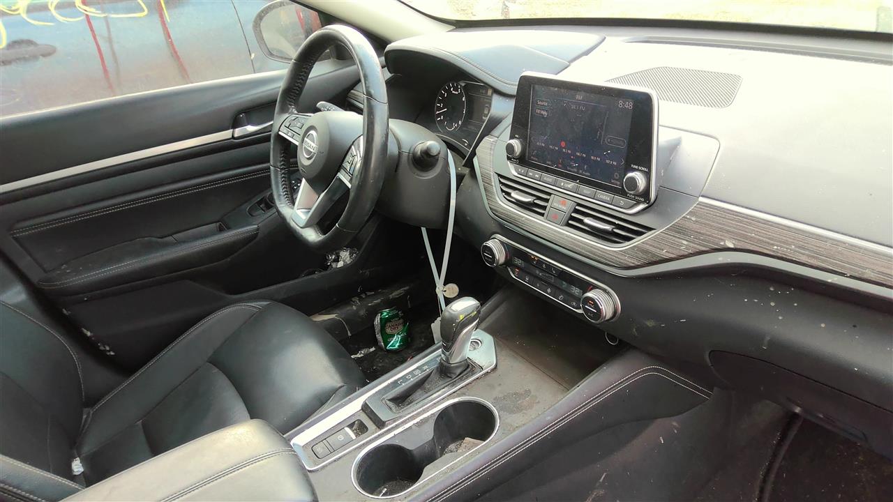 Vehicle/218660_11.jpg