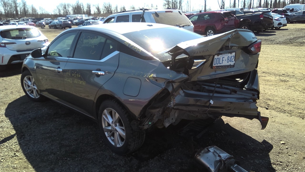 Vehicle/218692_03.jpg