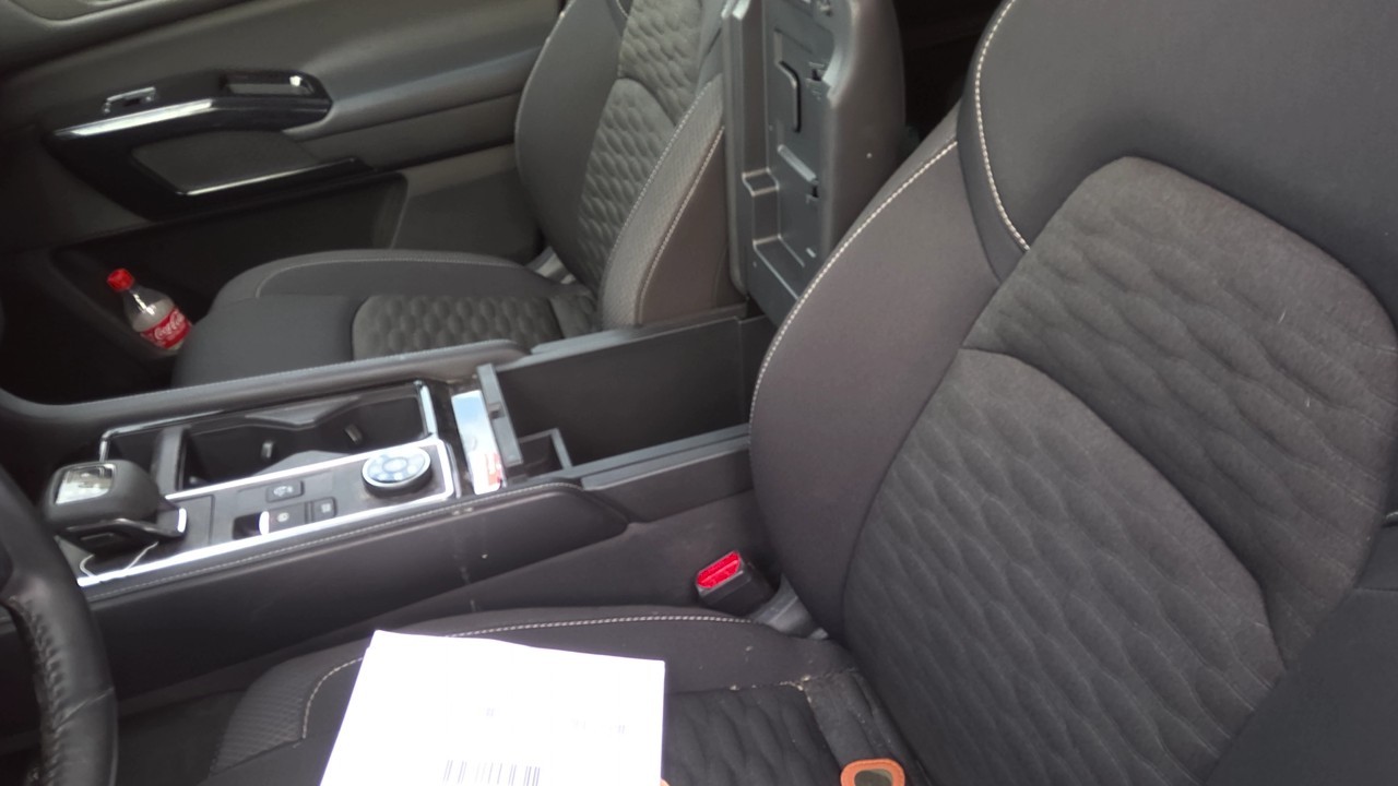 https://f005.backblazeb2.com/file/img-partshotlines-com/Inventory/EC801/Vehicle/218728_09.jpg