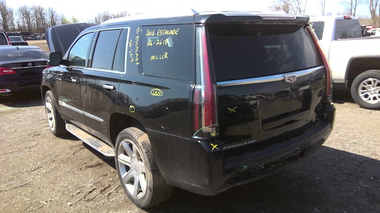 https://f005.backblazeb2.com/file/img-partshotlines-com/Inventory/EC801/Vehicle/218801_03.jpg