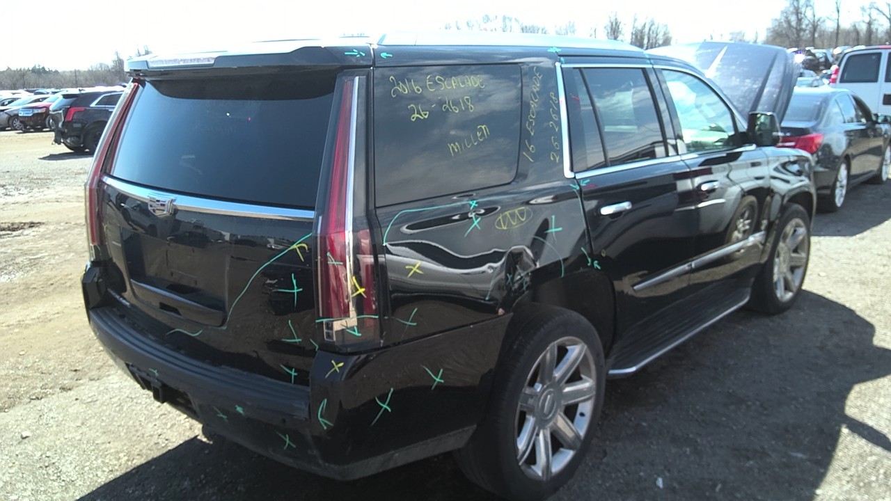 https://f005.backblazeb2.com/file/img-partshotlines-com/Inventory/EC801/Vehicle/218801_04.jpg
