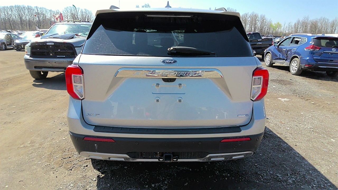 Vehicle/218804_09.jpg