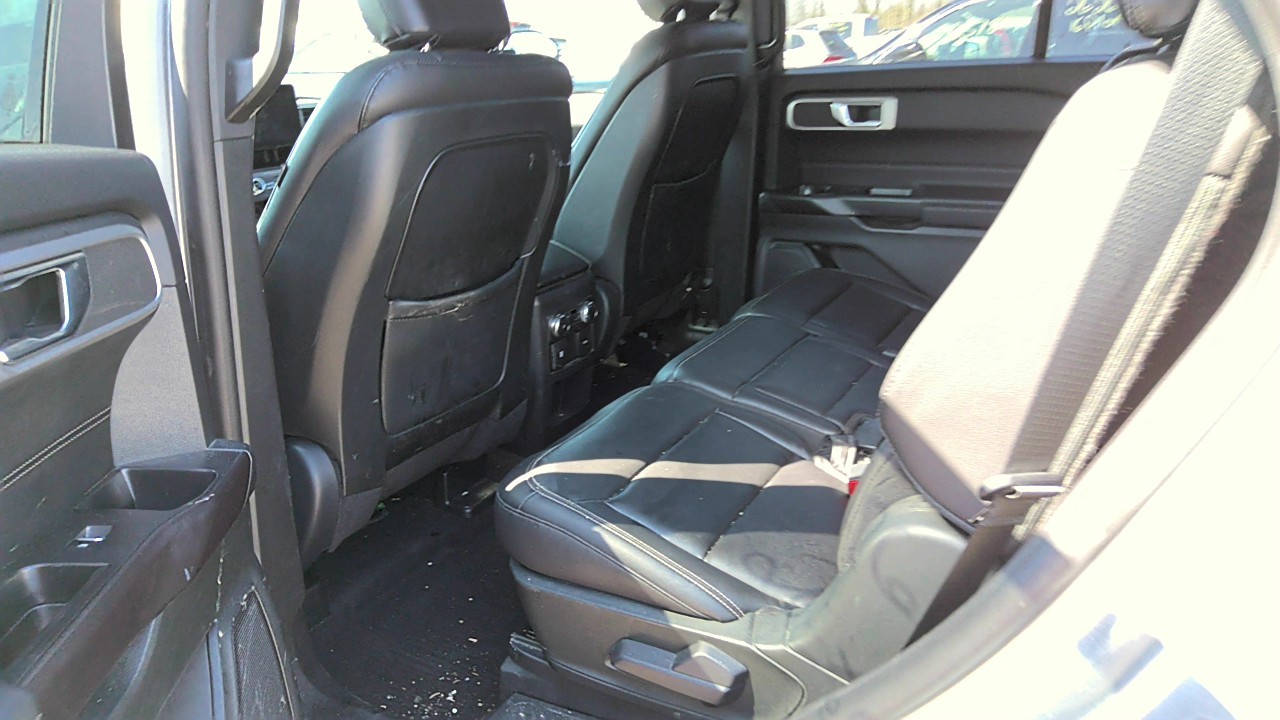 Vehicle/218804_11.jpg