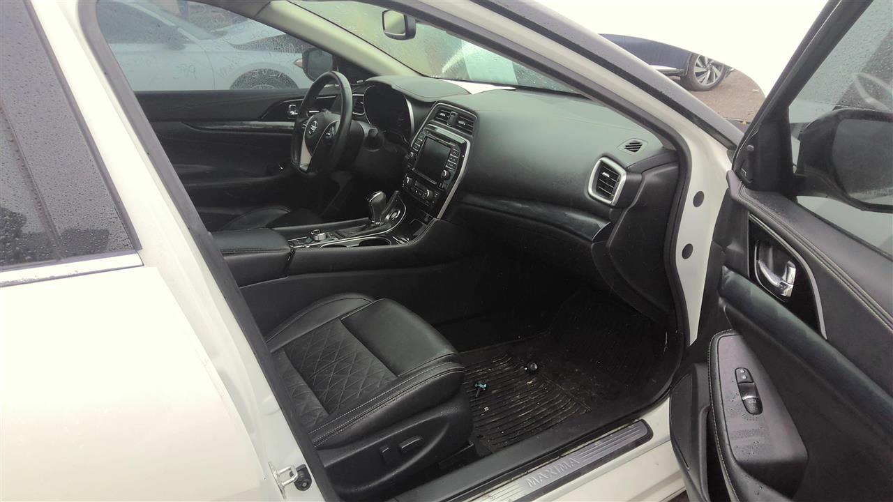 https://f005.backblazeb2.com/file/img-partshotlines-com/Inventory/EC801/Vehicle/218815_10.jpg