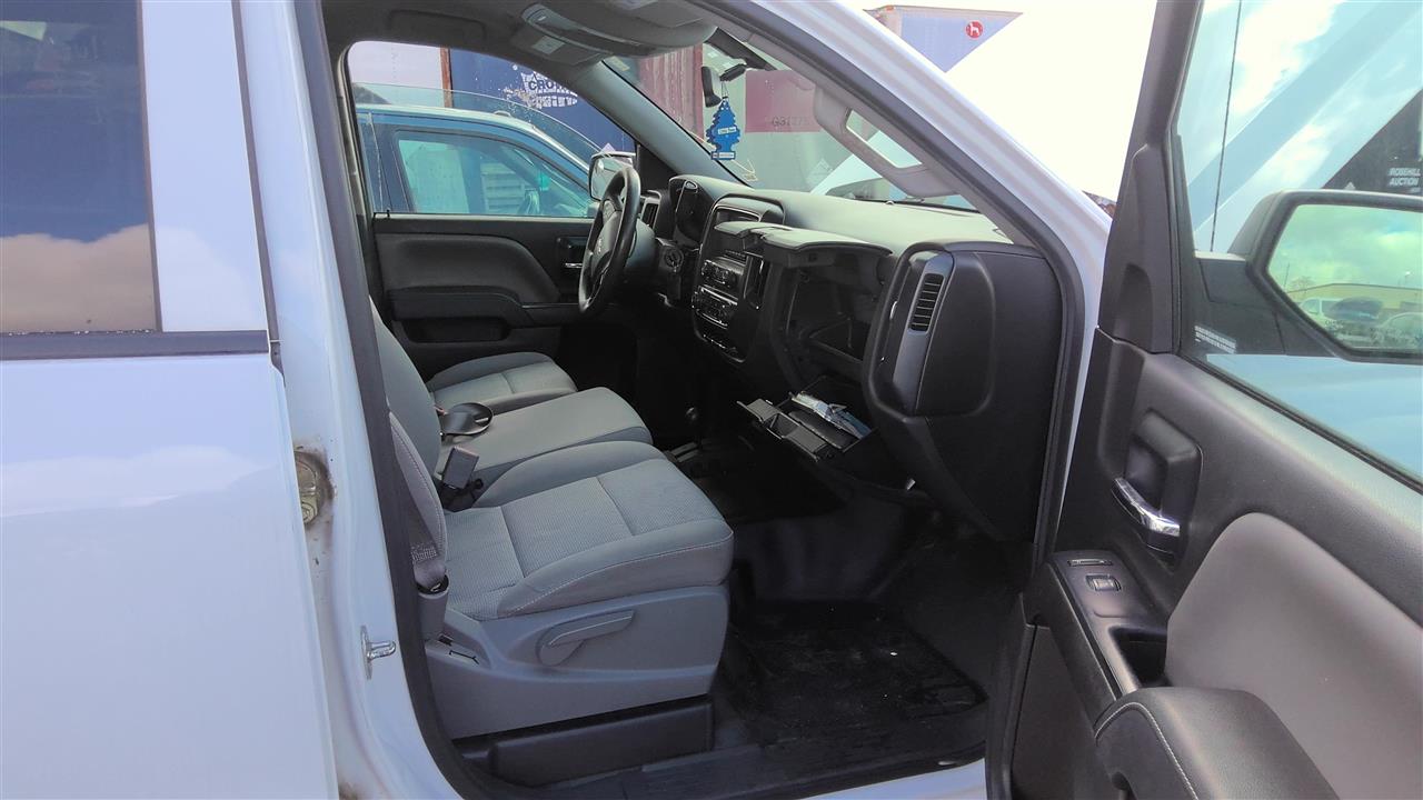 Vehicle/218844_10.jpg