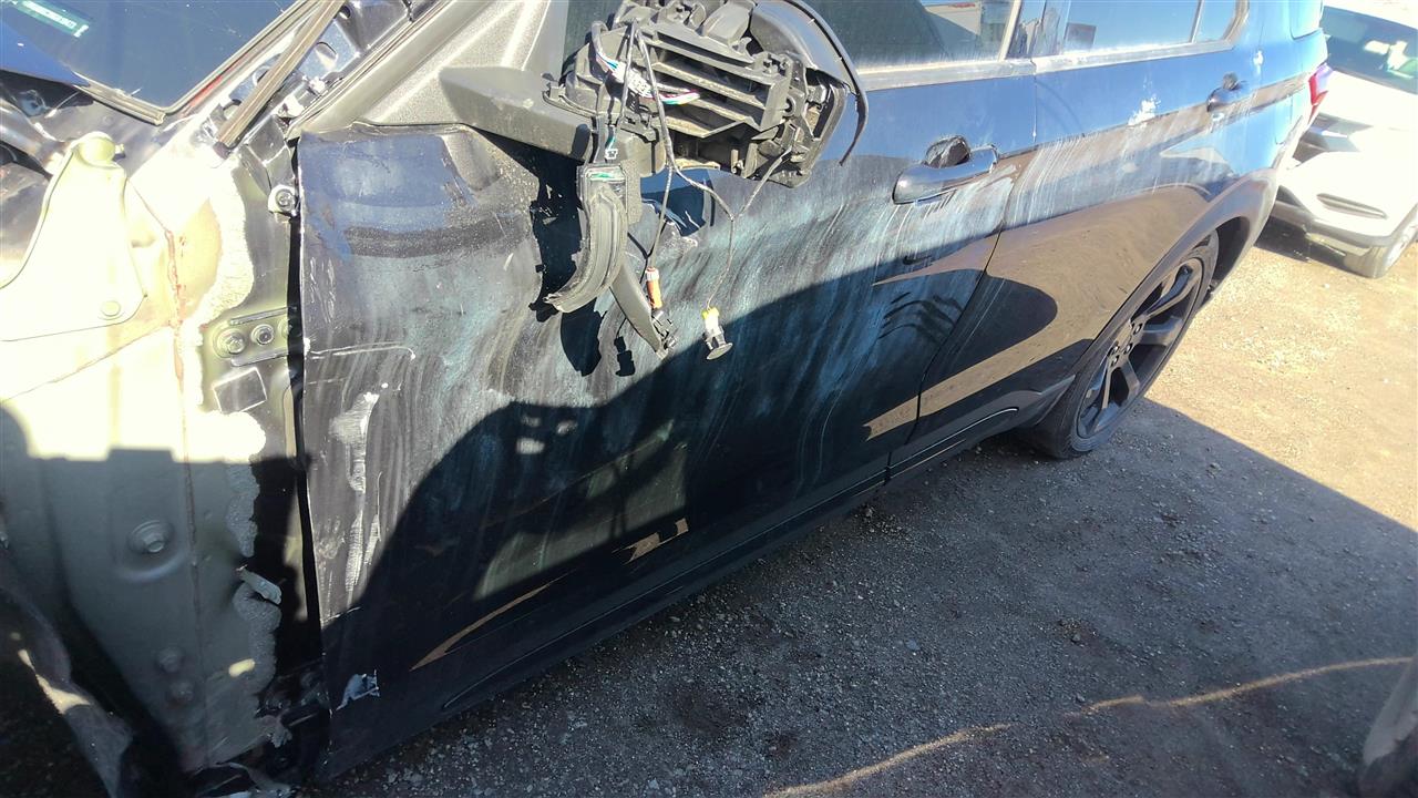 Vehicle/218855_02.jpg