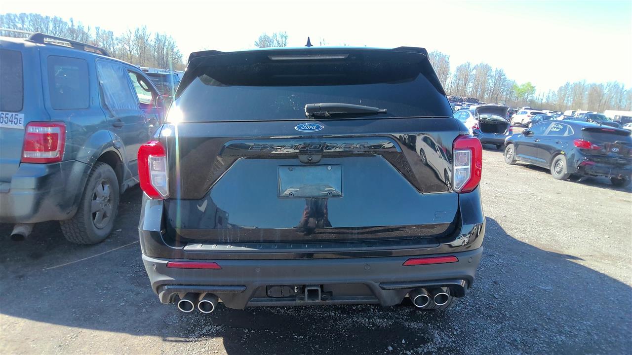 Vehicle/218855_04.jpg
