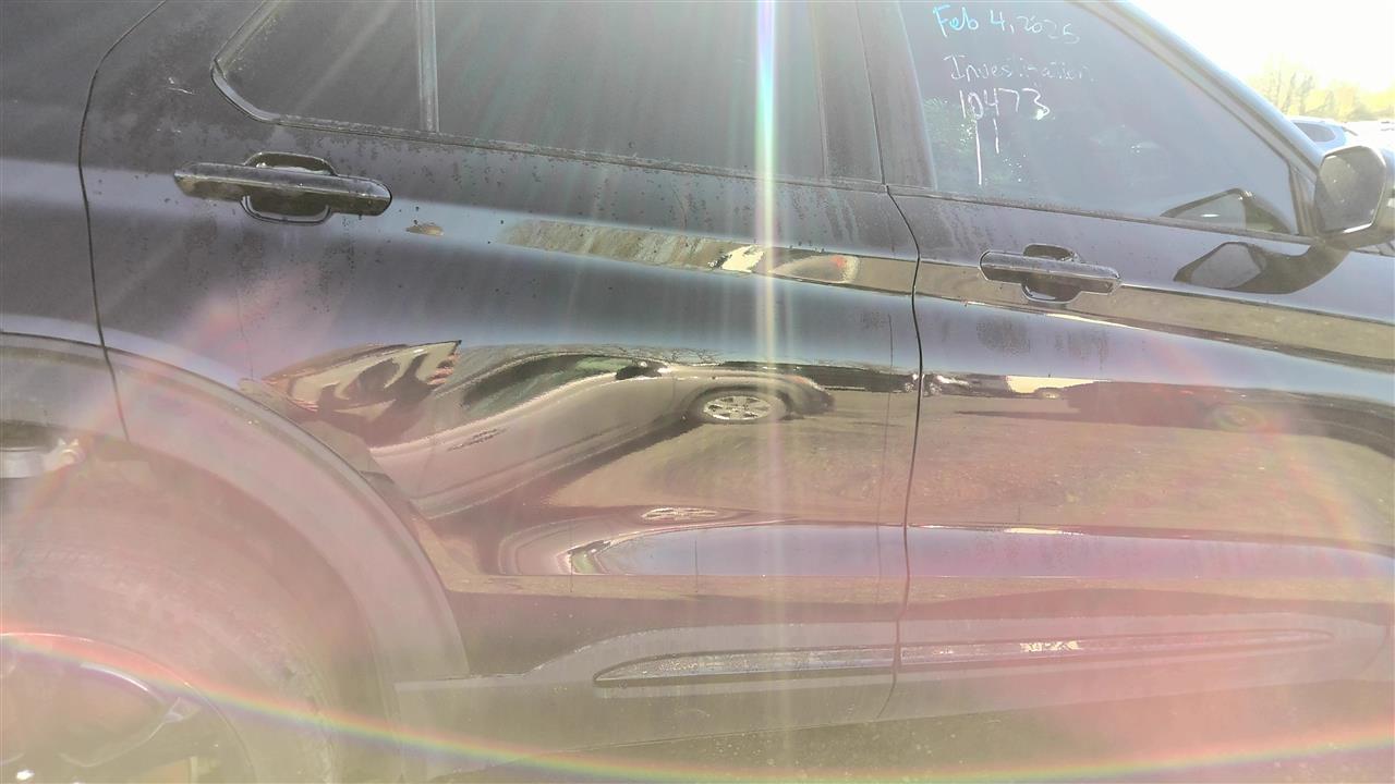Vehicle/218855_06.jpg
