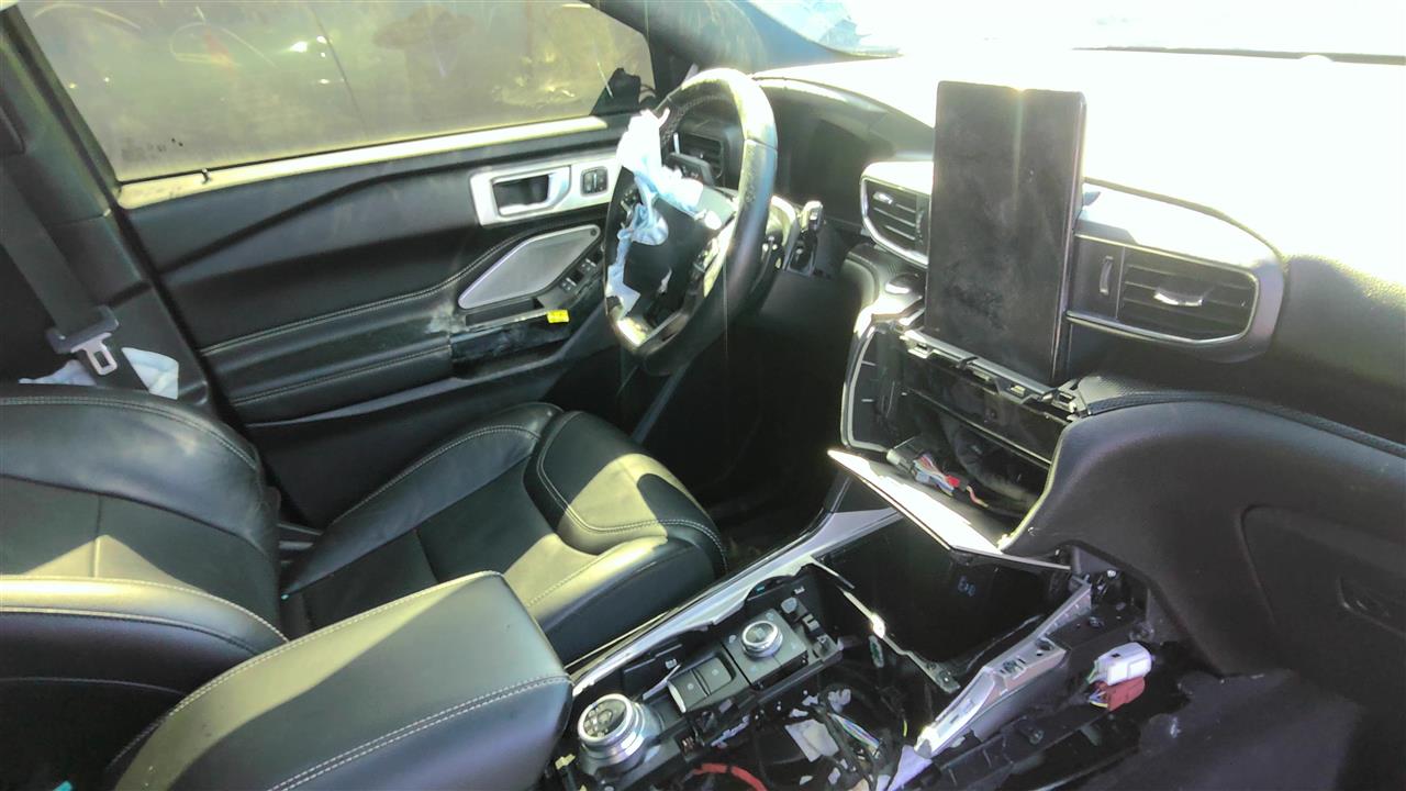 Vehicle/218855_11.jpg