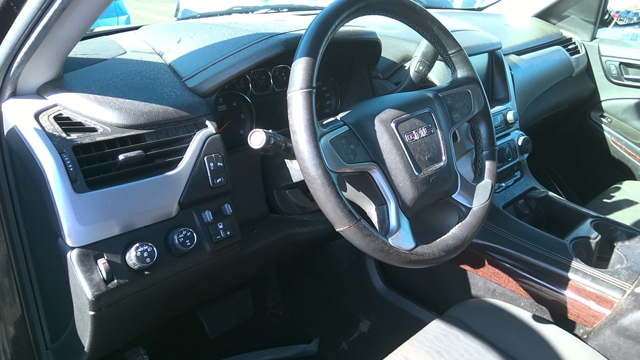 Vehicle/218883_08.jpg