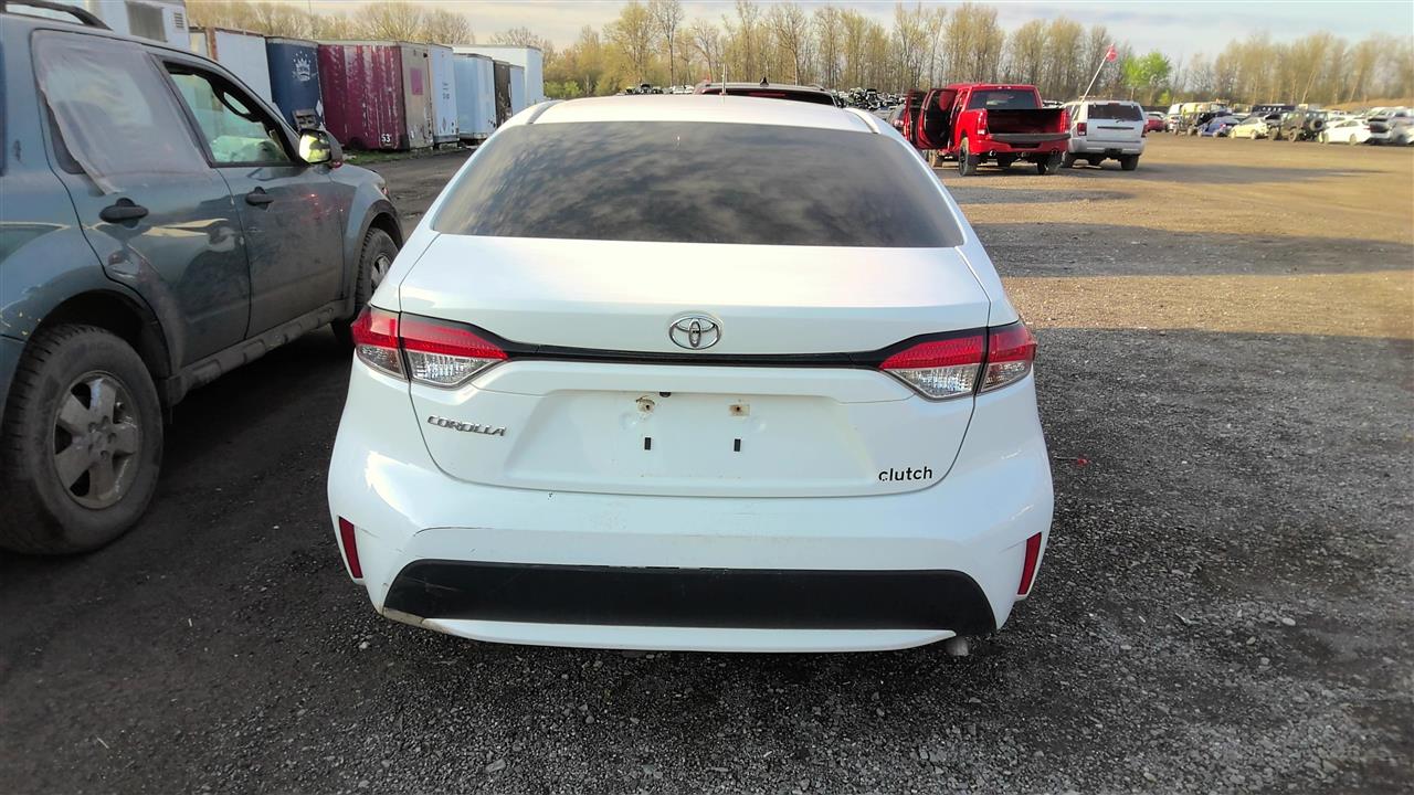 Vehicle/218884_04.jpg