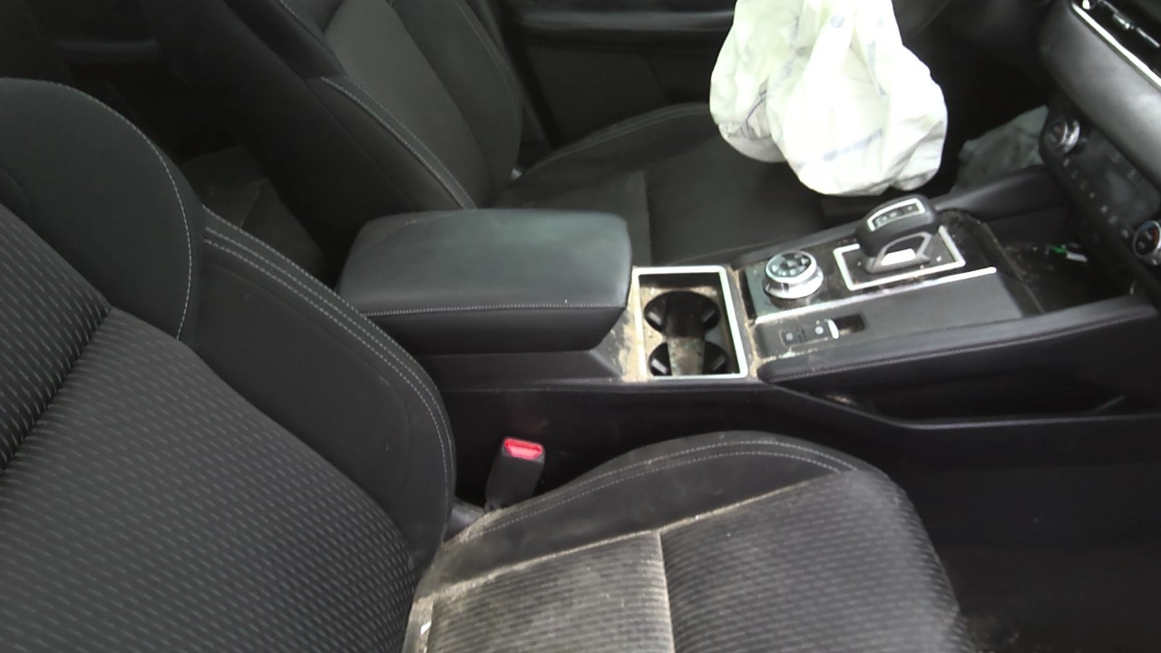 https://f005.backblazeb2.com/file/img-partshotlines-com/Inventory/EC801/Vehicle/218931_07.jpg