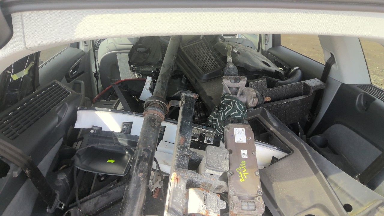 https://f005.backblazeb2.com/file/img-partshotlines-com/Inventory/EC801/Vehicle/218944_05.jpg