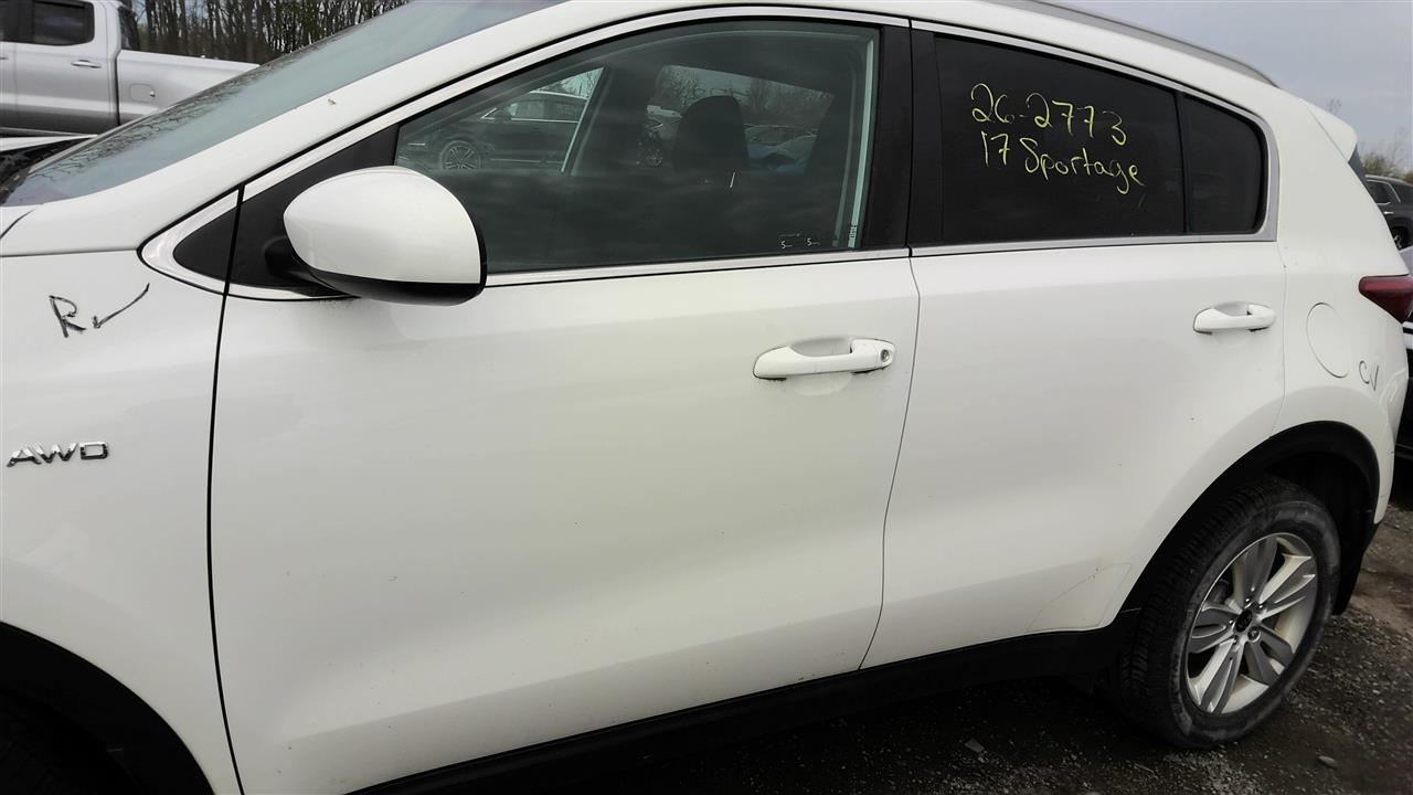 https://f005.backblazeb2.com/file/img-partshotlines-com/Inventory/EC801/Vehicle/218974_02.jpg