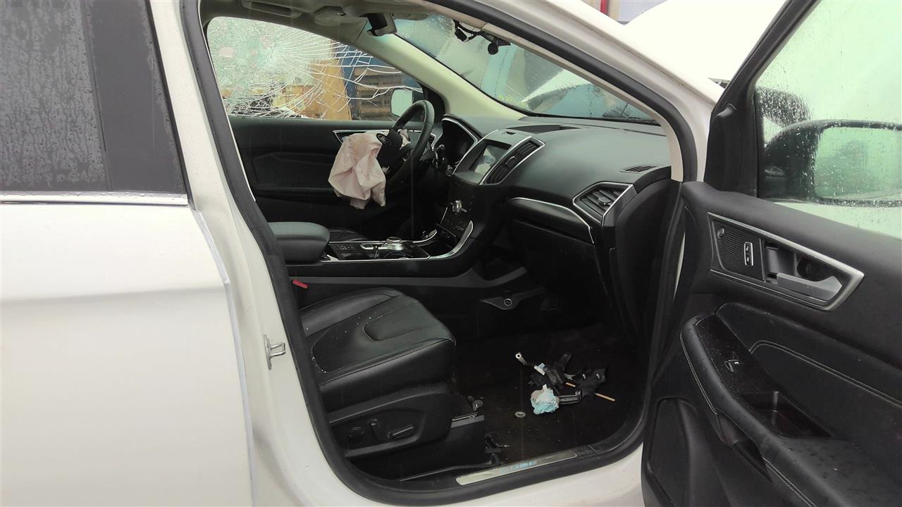 https://f005.backblazeb2.com/file/img-partshotlines-com/Inventory/EC801/Vehicle/219023_10.jpg