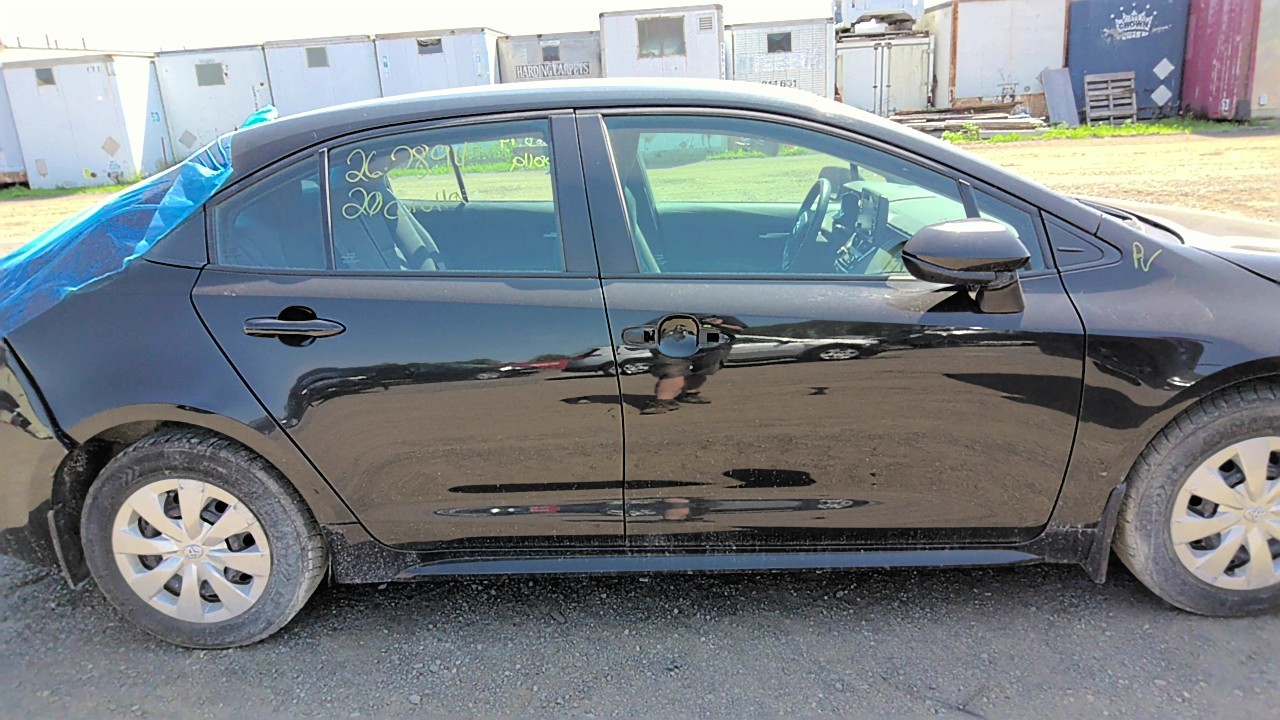 Vehicle/219110_05.jpg