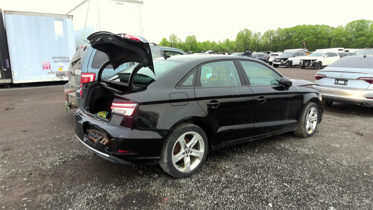 https://f005.backblazeb2.com/file/img-partshotlines-com/Inventory/EC801/Vehicle/219137_05.jpg