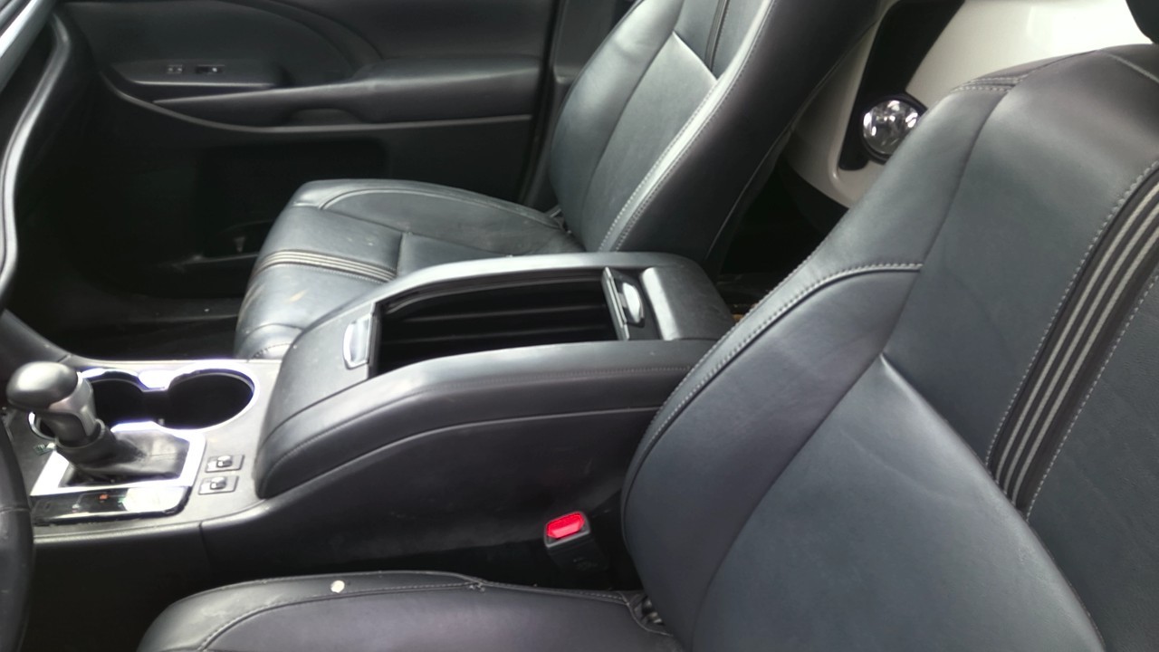 https://f005.backblazeb2.com/file/img-partshotlines-com/Inventory/EC801/Vehicle/219139_09.jpg