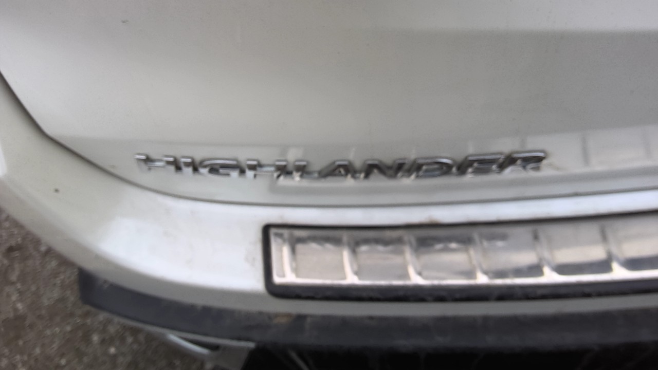 https://f005.backblazeb2.com/file/img-partshotlines-com/Inventory/EC801/Vehicle/219139_12.jpg