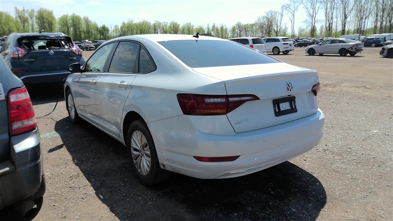 https://f005.backblazeb2.com/file/img-partshotlines-com/Inventory/EC801/Vehicle/219178_03.jpg