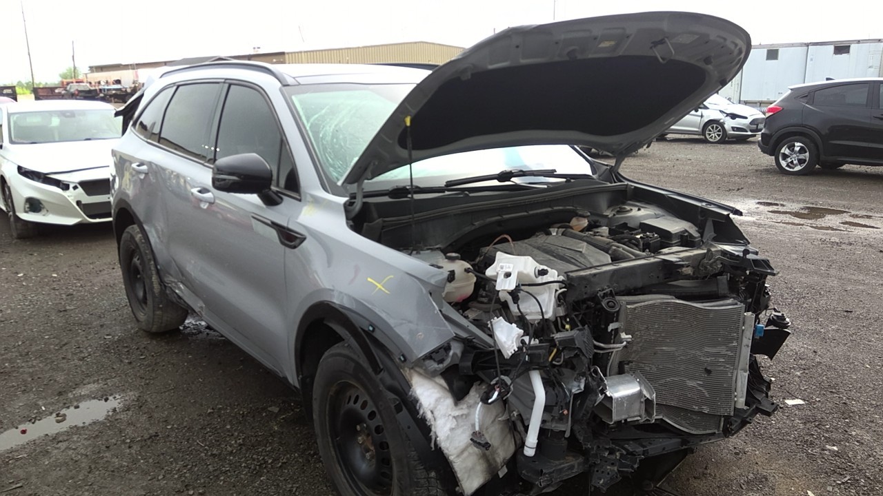 https://f005.backblazeb2.com/file/img-partshotlines-com/Inventory/EC801/Vehicle/219199_01.jpg