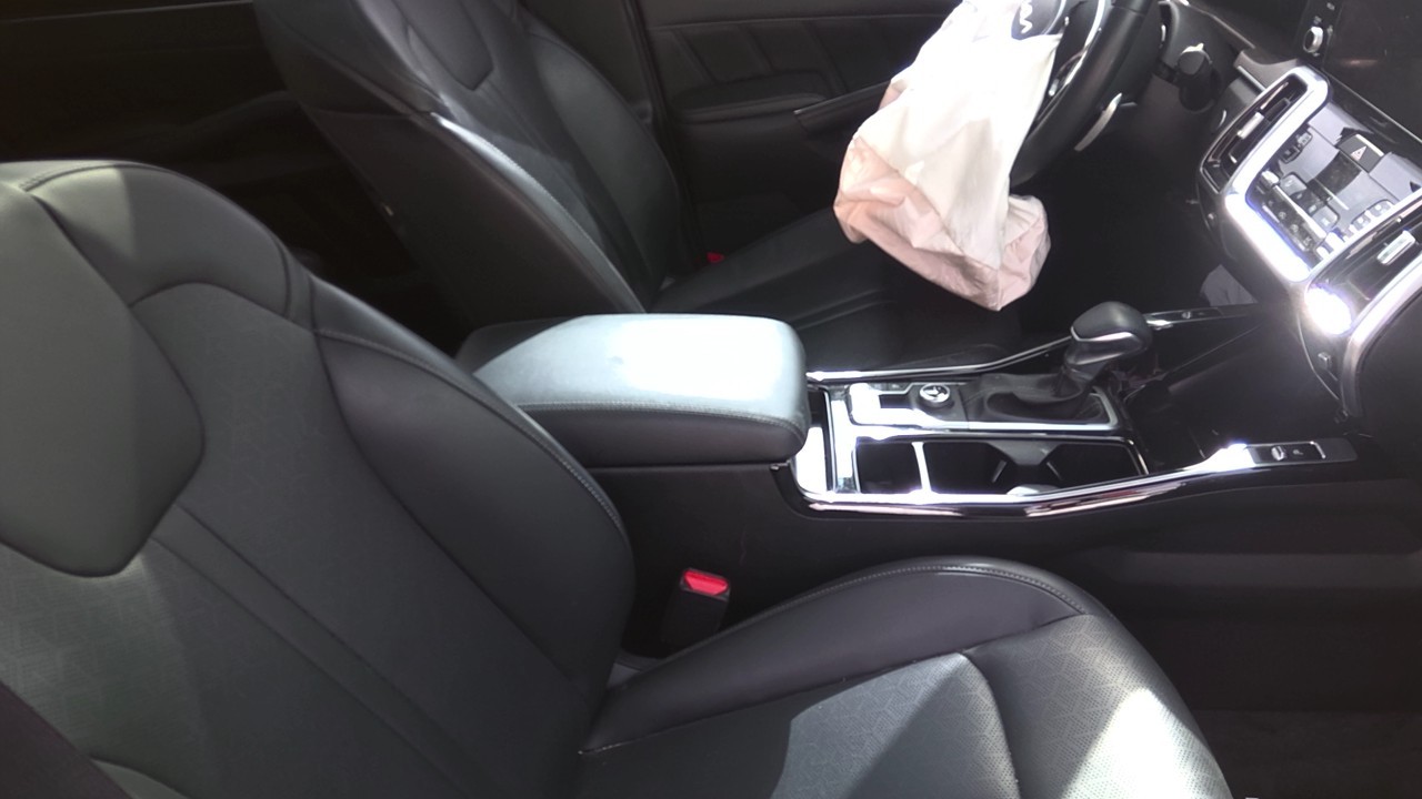 https://f005.backblazeb2.com/file/img-partshotlines-com/Inventory/EC801/Vehicle/219199_06.jpg