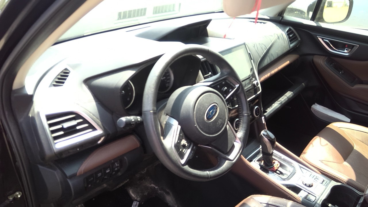 https://f005.backblazeb2.com/file/img-partshotlines-com/Inventory/EC801/Vehicle/219205_08.jpg
