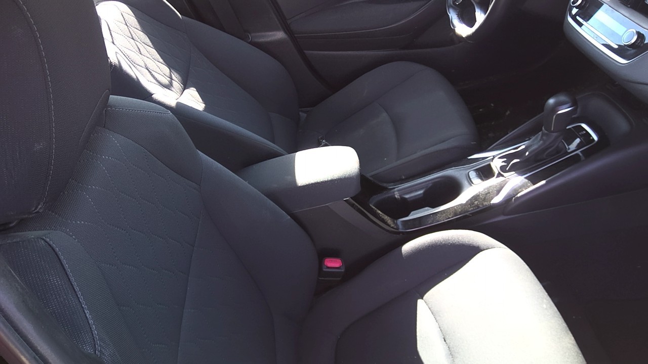 Vehicle/219237_06.jpg