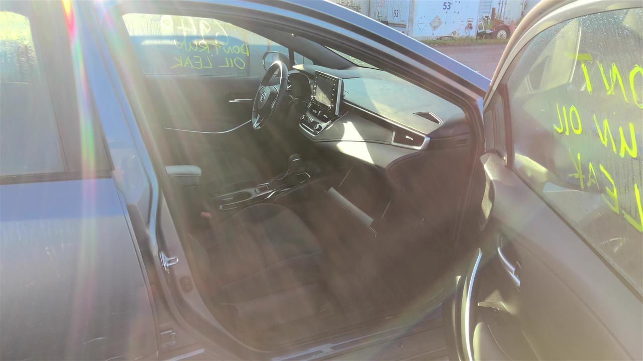 Vehicle/219280_09.jpg