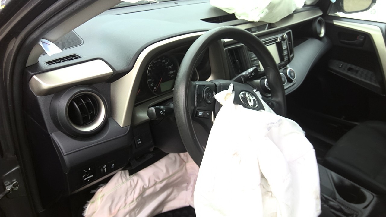 https://f005.backblazeb2.com/file/img-partshotlines-com/Inventory/EC801/Vehicle/219373_08.jpg